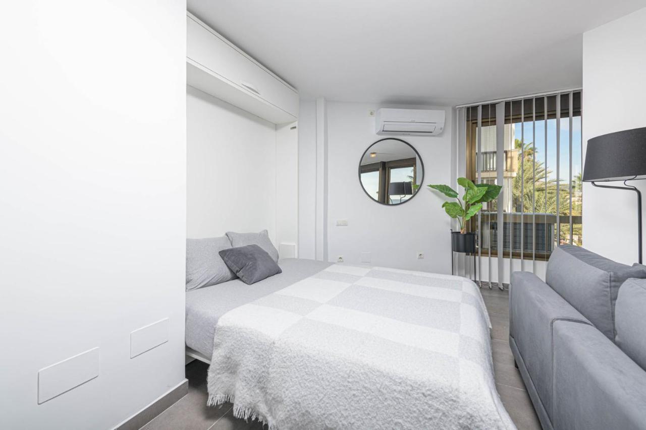 Mediterraneo Beach Apartment In Malaga By Solaga Holiday Homes Extérieur photo